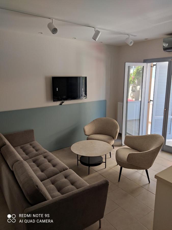 Blue Rose Luxury And Comfort Apartment At The Centre Of Preveza Exterior foto